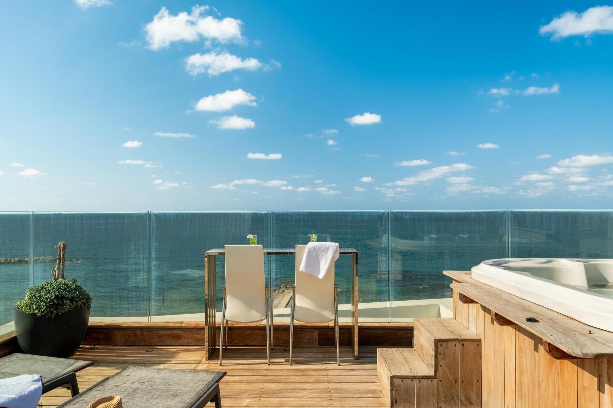 Penthouse 3Br + Roof Top + Parking - On The Beach Hayfa Dış mekan fotoğraf